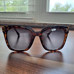 DIFF Bella Sunglasses